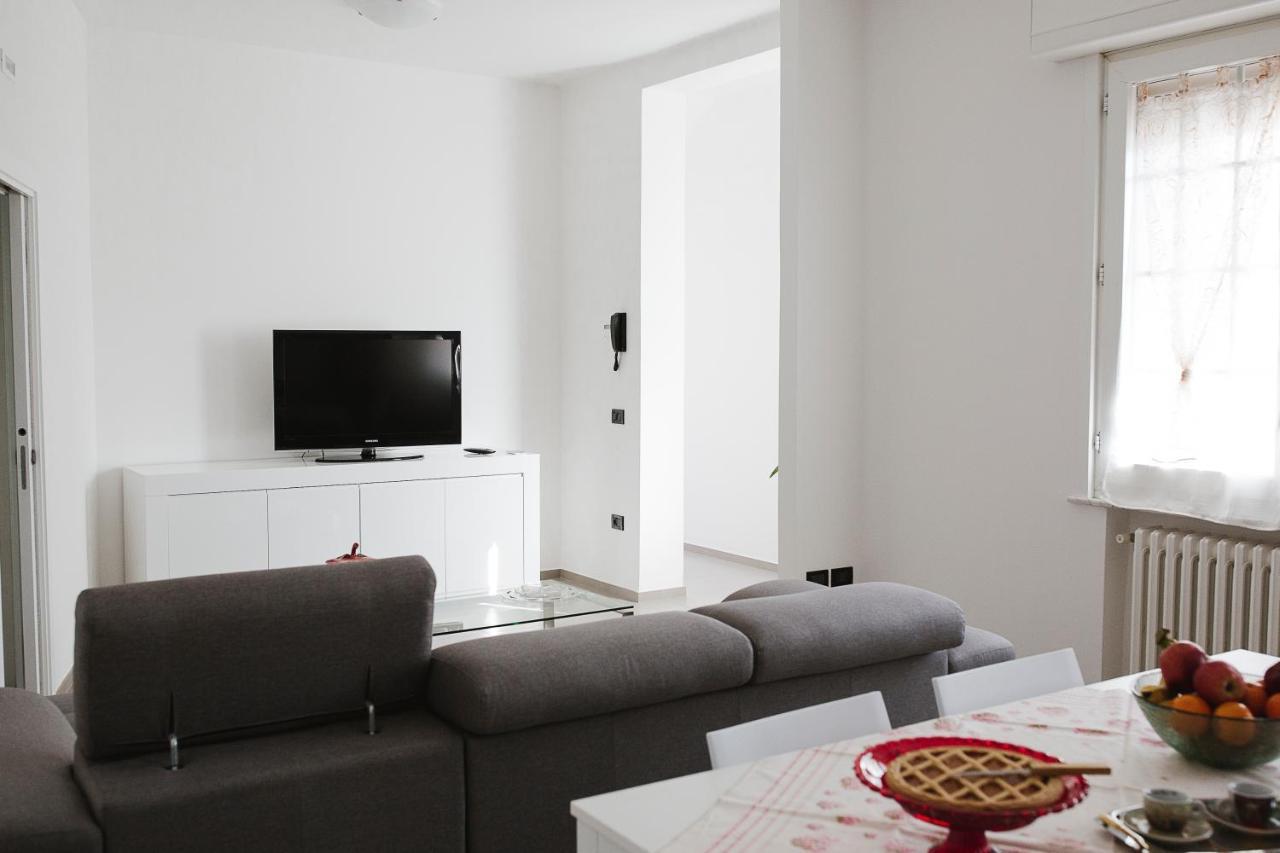 B&B "Al Colle 11" ファーノ エクステリア 写真